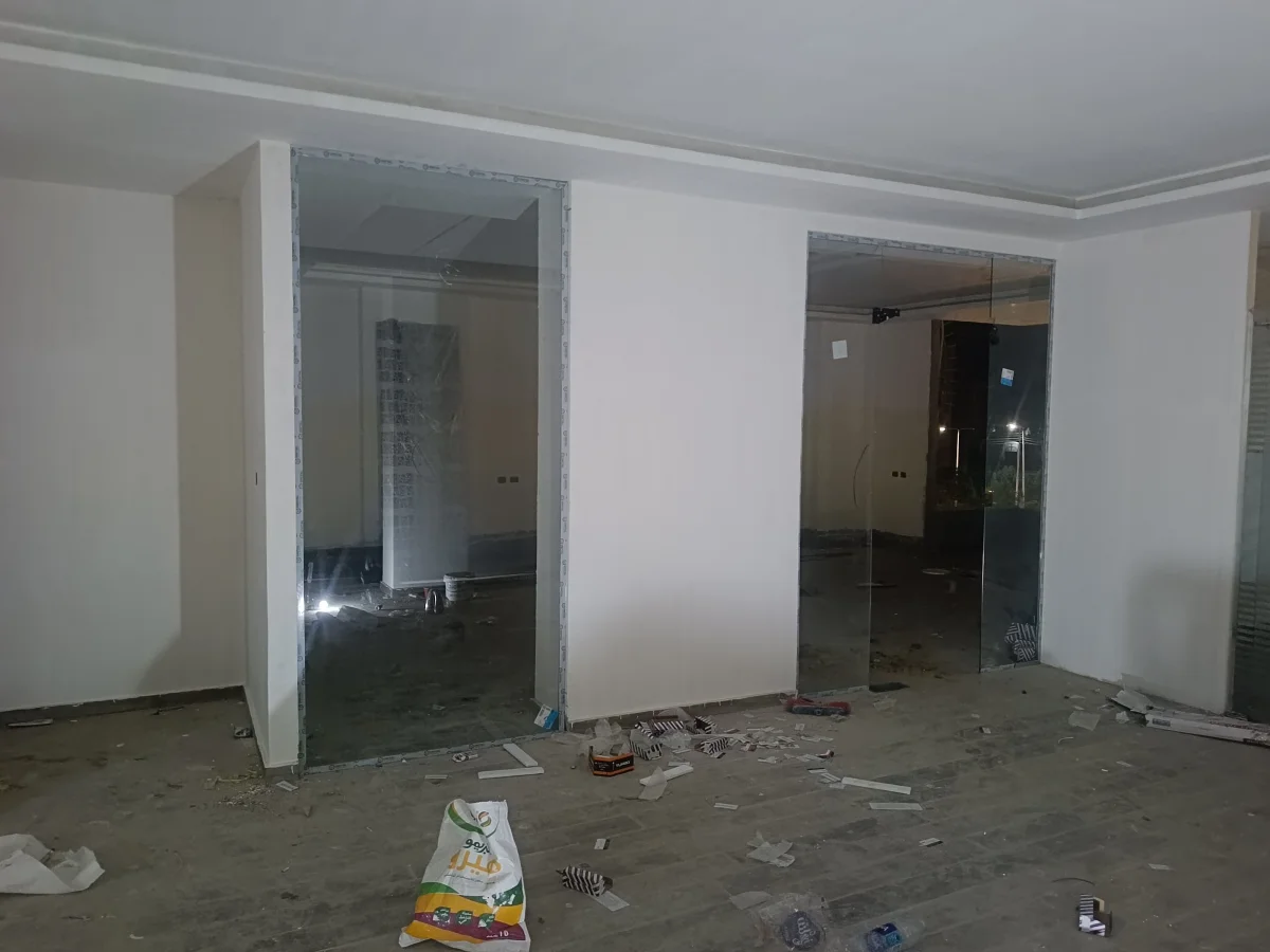 أبواب زجاج سيكوريت — عمل 2026/04/13 #147 في الجونة