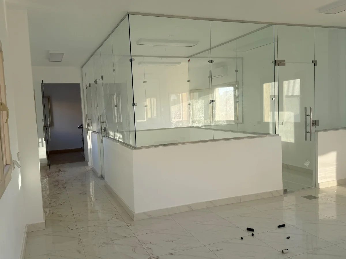 أبواب زجاج سيكوريت في دمياط